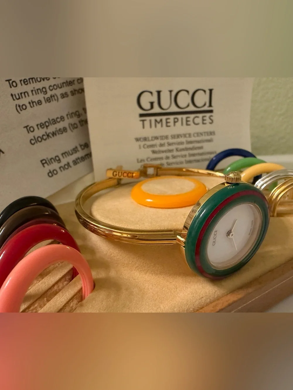 Near Mint~Gucci Interchangeable Bezel Bangle Bracelet Watch with Box/Paper